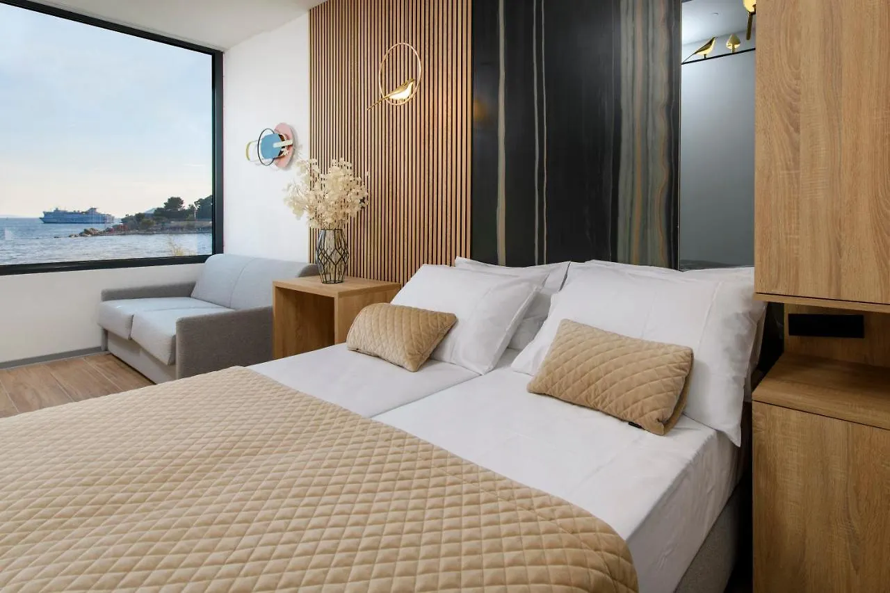 Via Mare Luxury Rooms Split Guest house